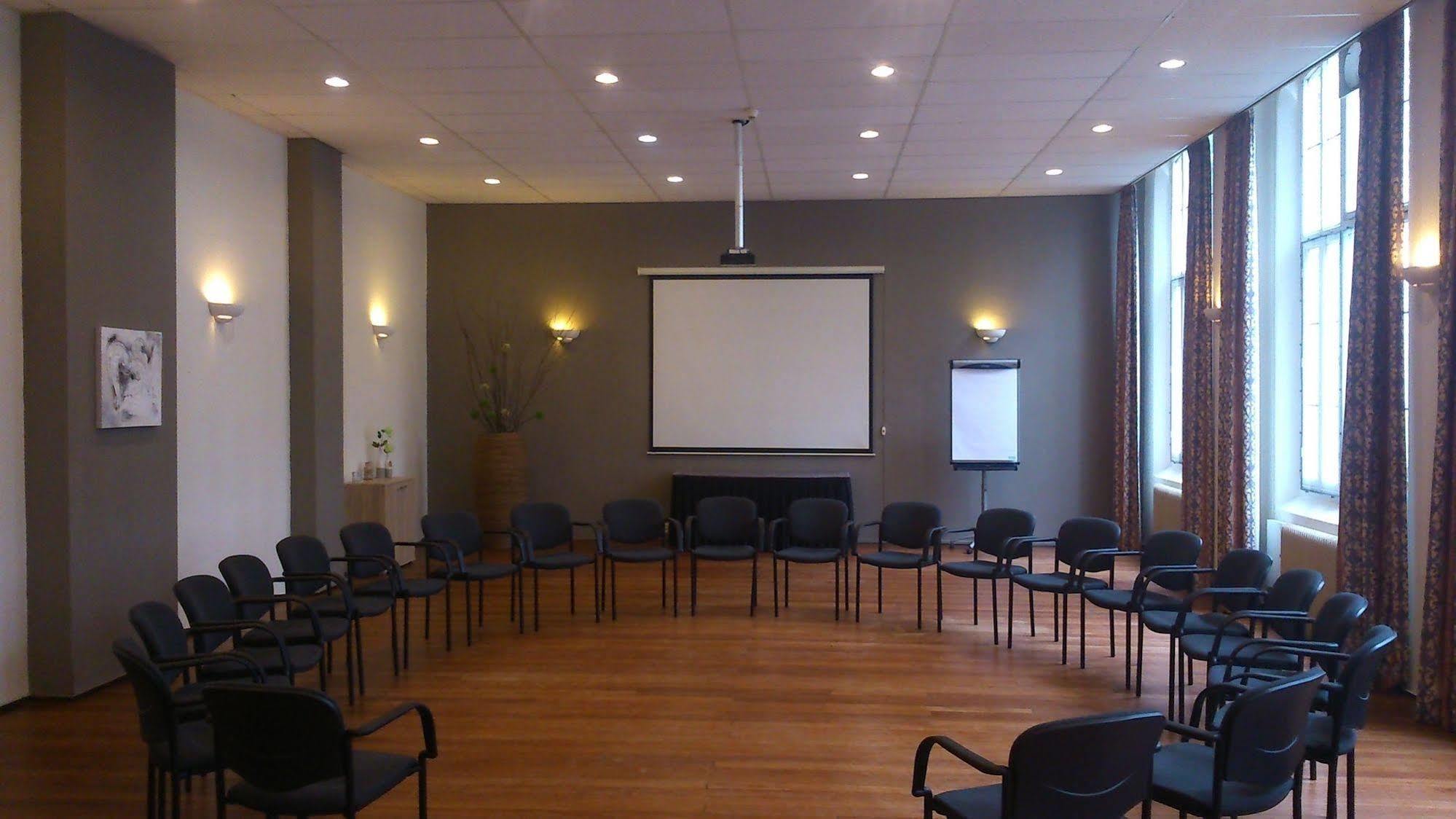 Bovendonk Business- & Eventlocatie Hoeven Exterior photo